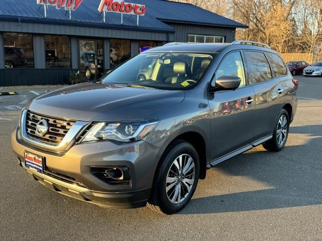 used 2017 Nissan Pathfinder car, priced at $17,427