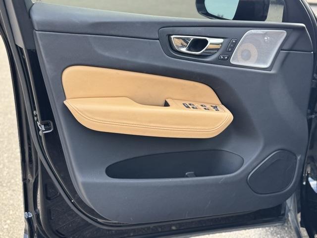 used 2018 Volvo XC60 Recharge Plug-In Hybrid car, priced at $19,420