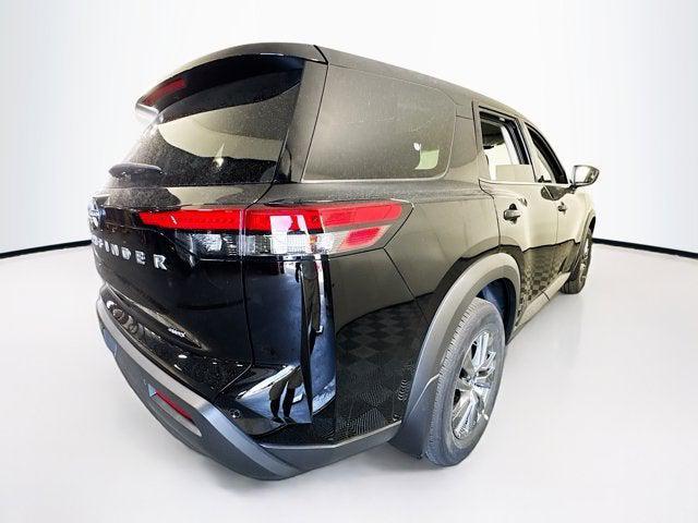 new 2025 Nissan Pathfinder car, priced at $40,360