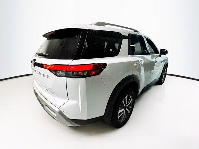 new 2025 Nissan Pathfinder car, priced at $47,385