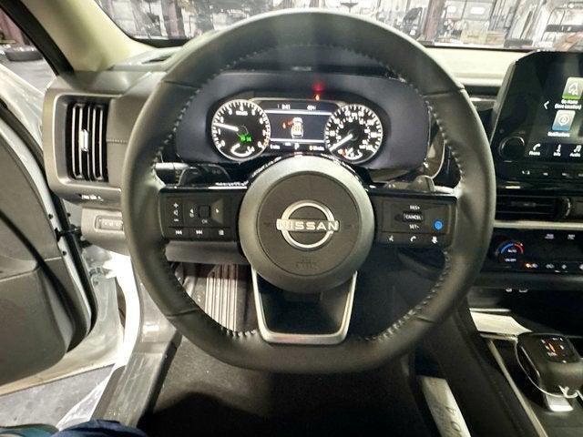 new 2025 Nissan Pathfinder car, priced at $47,015
