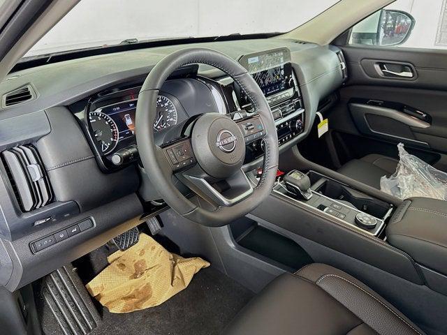 new 2025 Nissan Pathfinder car, priced at $46,735