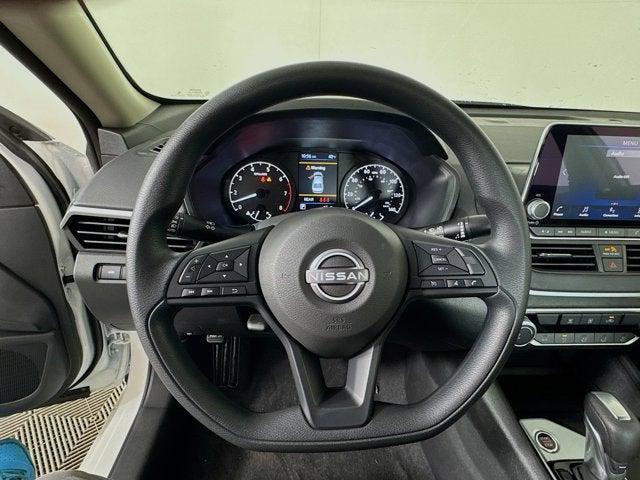 new 2025 Nissan Altima car, priced at $27,140