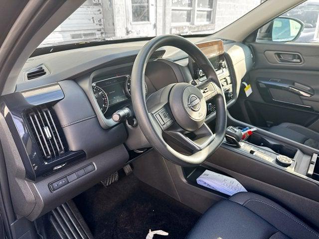 new 2025 Nissan Pathfinder car, priced at $35,475