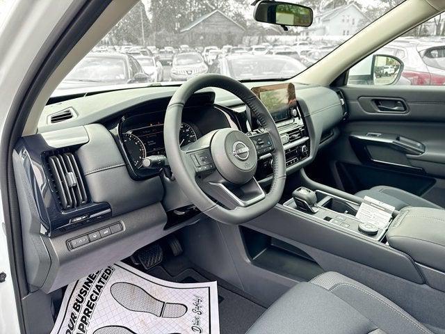 new 2025 Nissan Pathfinder car, priced at $44,460