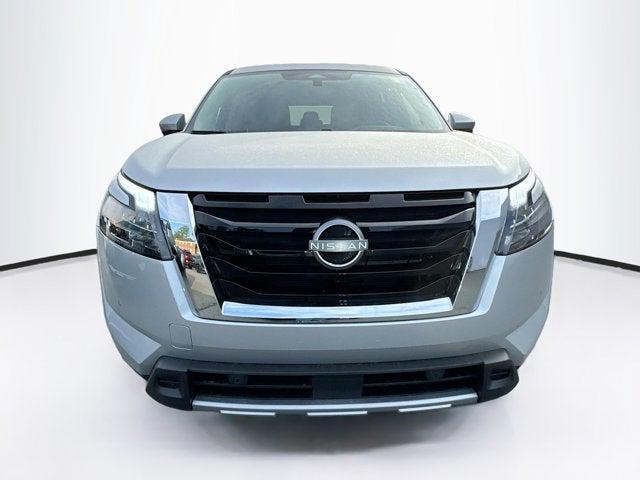 new 2025 Nissan Pathfinder car, priced at $46,310