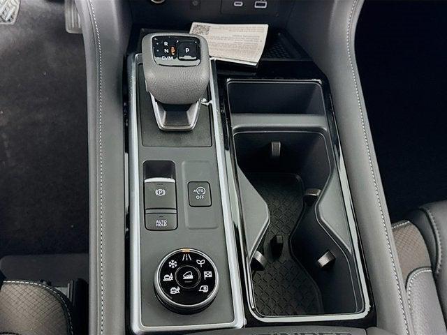 new 2025 Nissan Pathfinder car, priced at $46,735