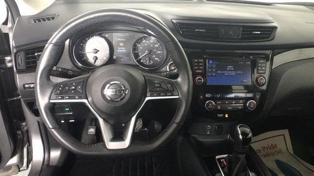 used 2017 Nissan Rogue Sport car