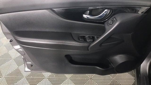 used 2017 Nissan Rogue Sport car