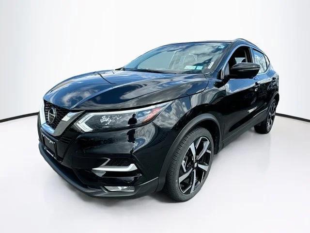 used 2022 Nissan Rogue Sport car, priced at $23,587