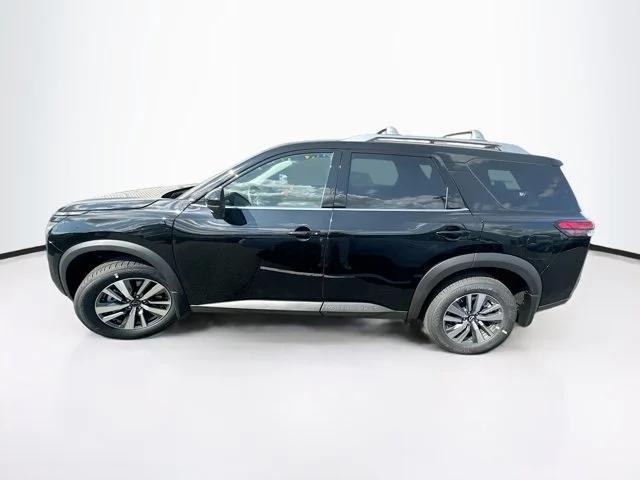 new 2024 Nissan Pathfinder car, priced at $45,900