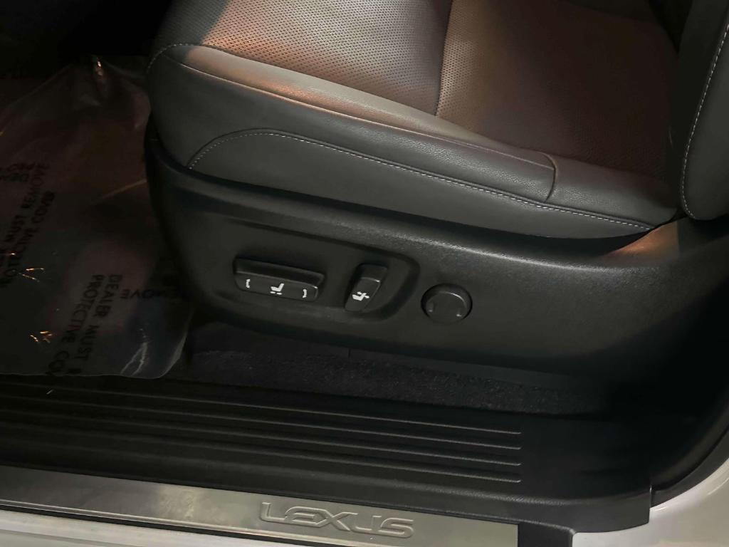 used 2023 Lexus GX 460 car, priced at $58,991