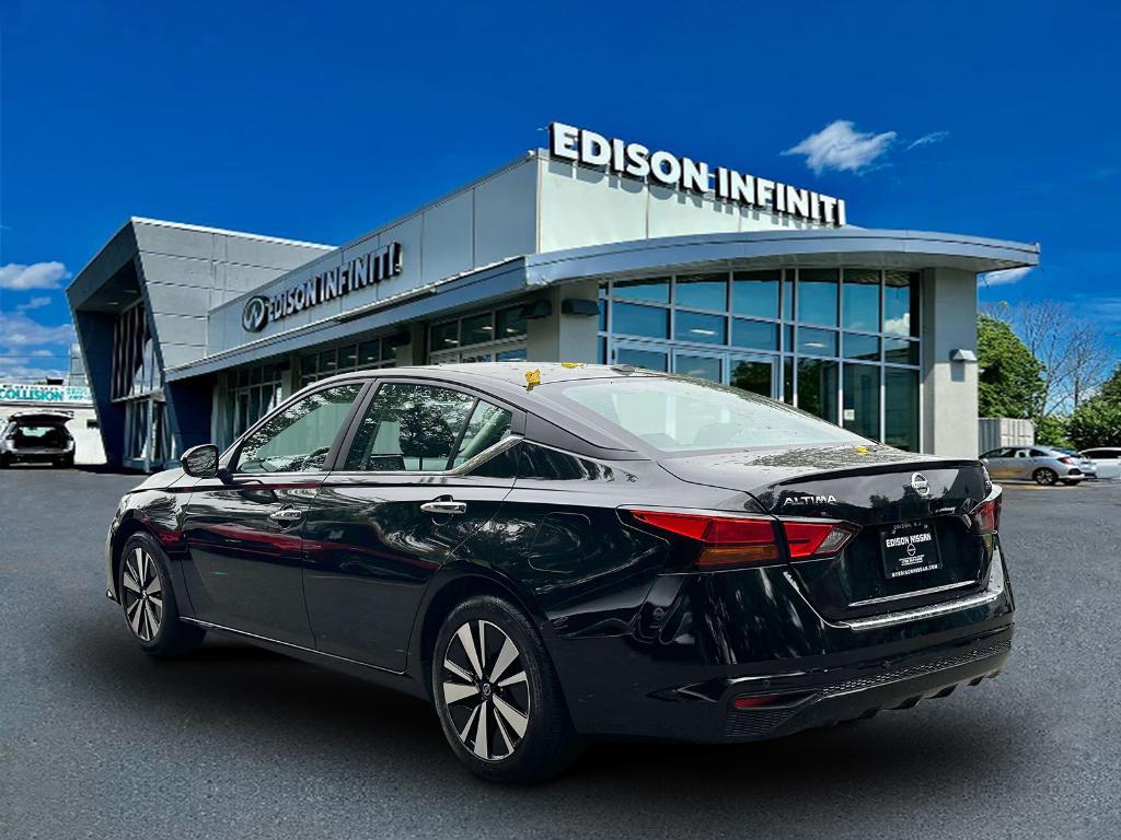 used 2022 Nissan Altima car, priced at $21,999