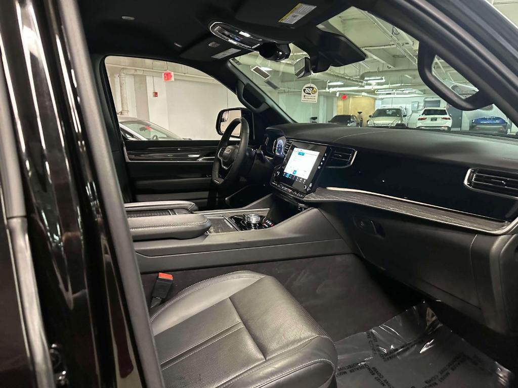 used 2022 Jeep Wagoneer car, priced at $46,491