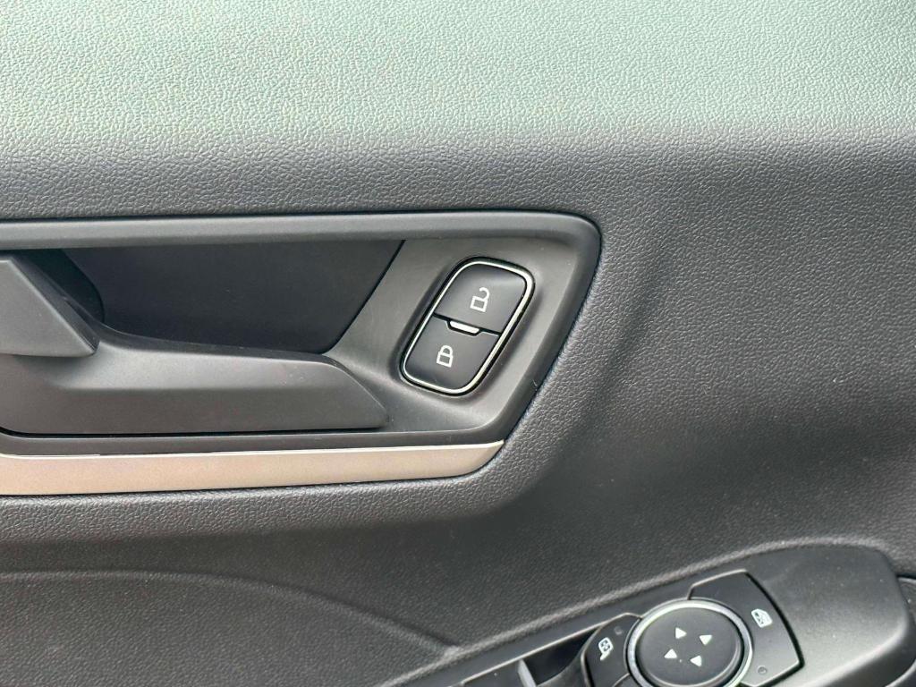 used 2022 Ford Escape car, priced at $18,078