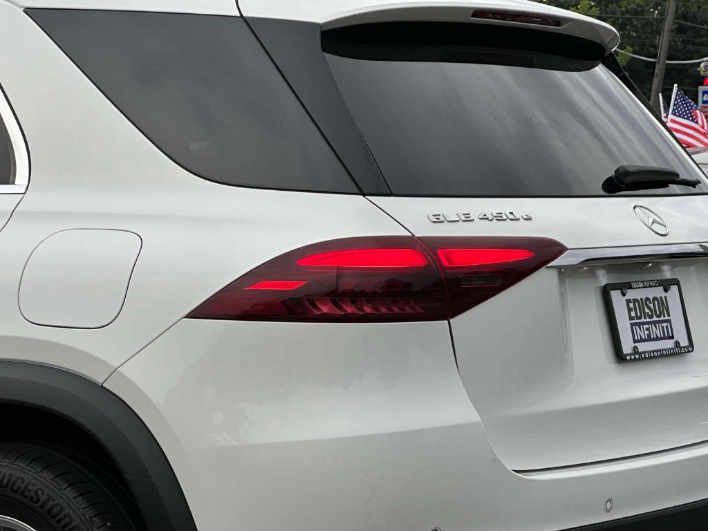 used 2024 Mercedes-Benz GLE 450 Plug-In Hybrid car, priced at $50,458