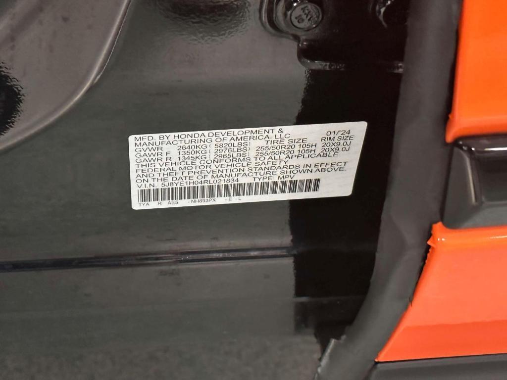 used 2024 Acura MDX car, priced at $45,511
