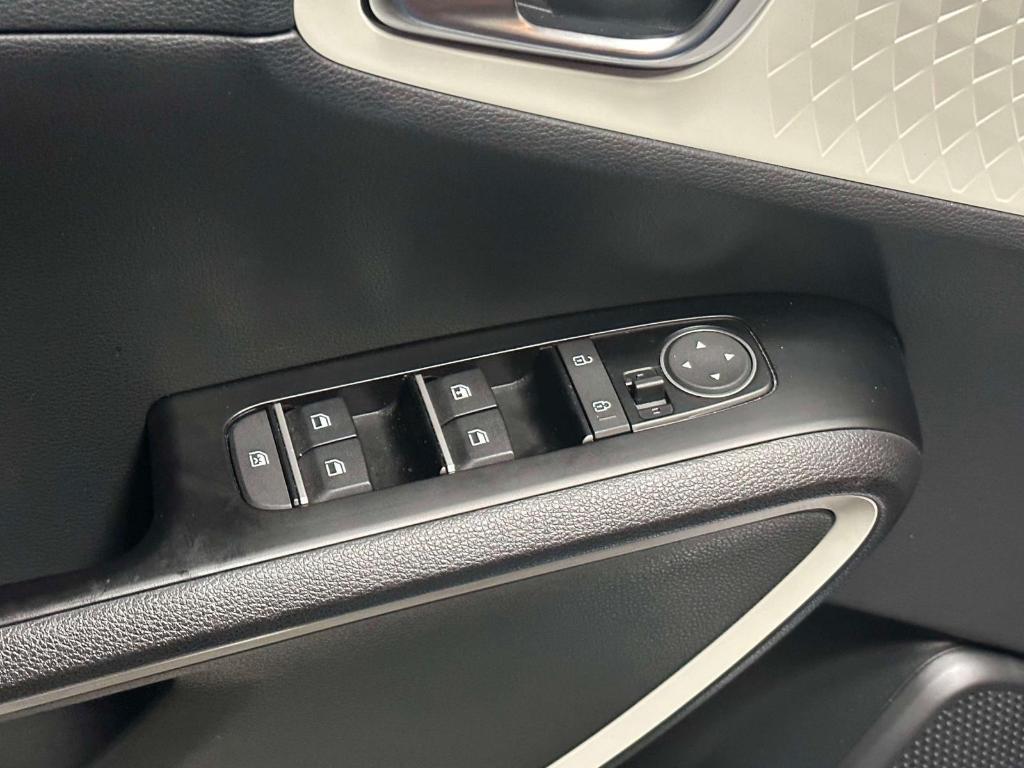 used 2023 Kia Soul car, priced at $20,999