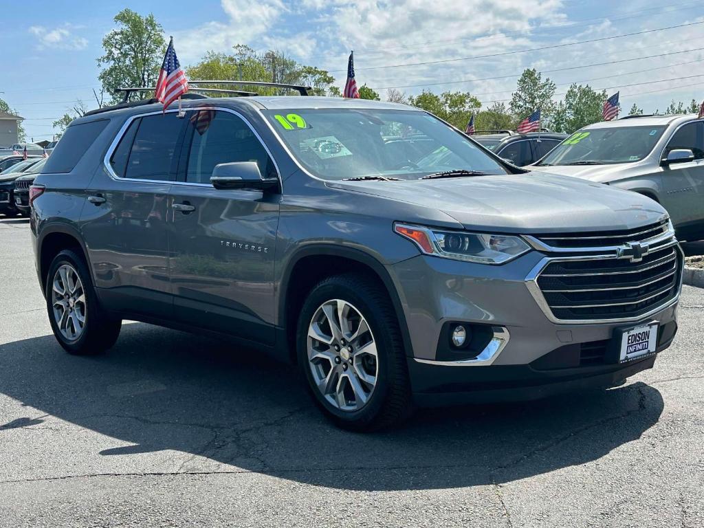 used 2019 Chevrolet Traverse car, priced at $20,991