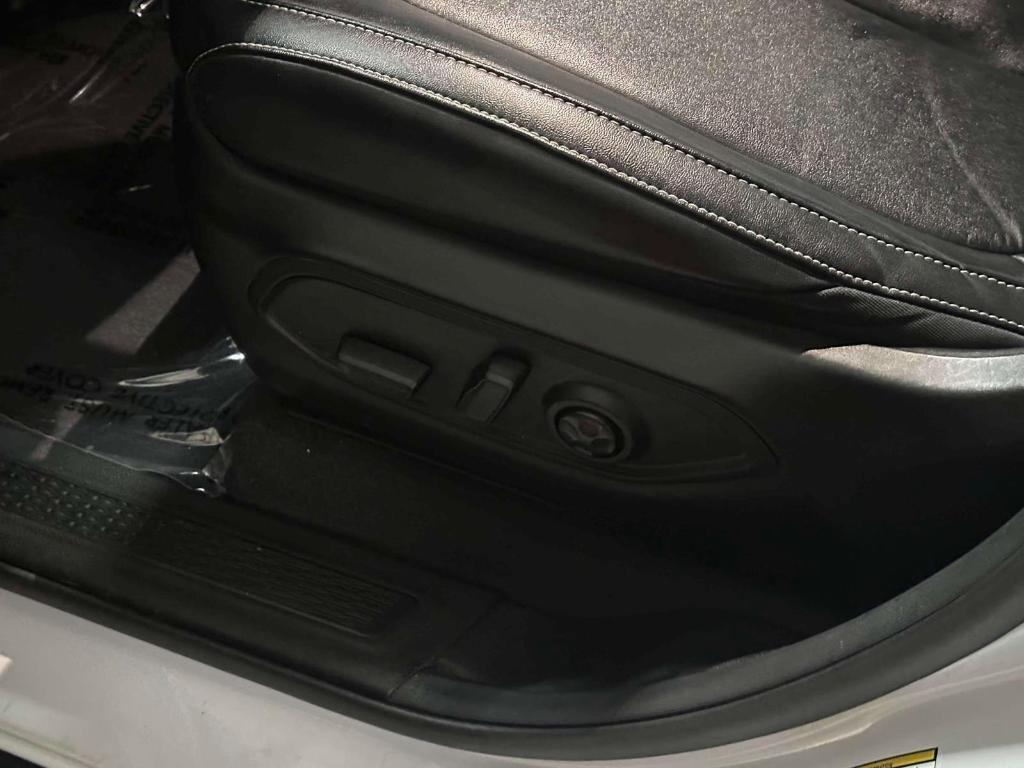 used 2022 Jeep Grand Cherokee L car, priced at $32,991