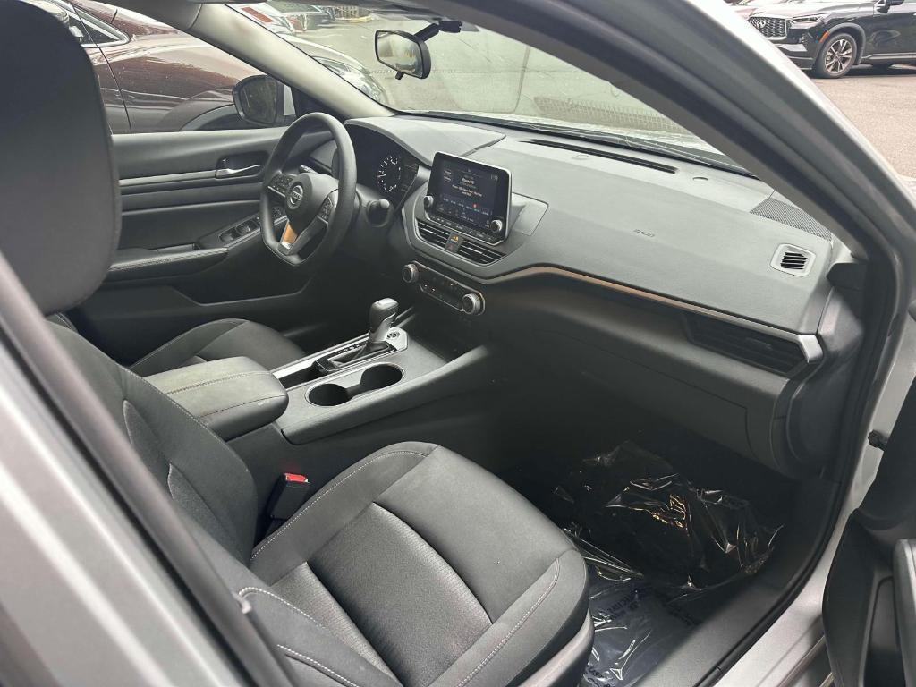 used 2022 Nissan Altima car, priced at $19,999