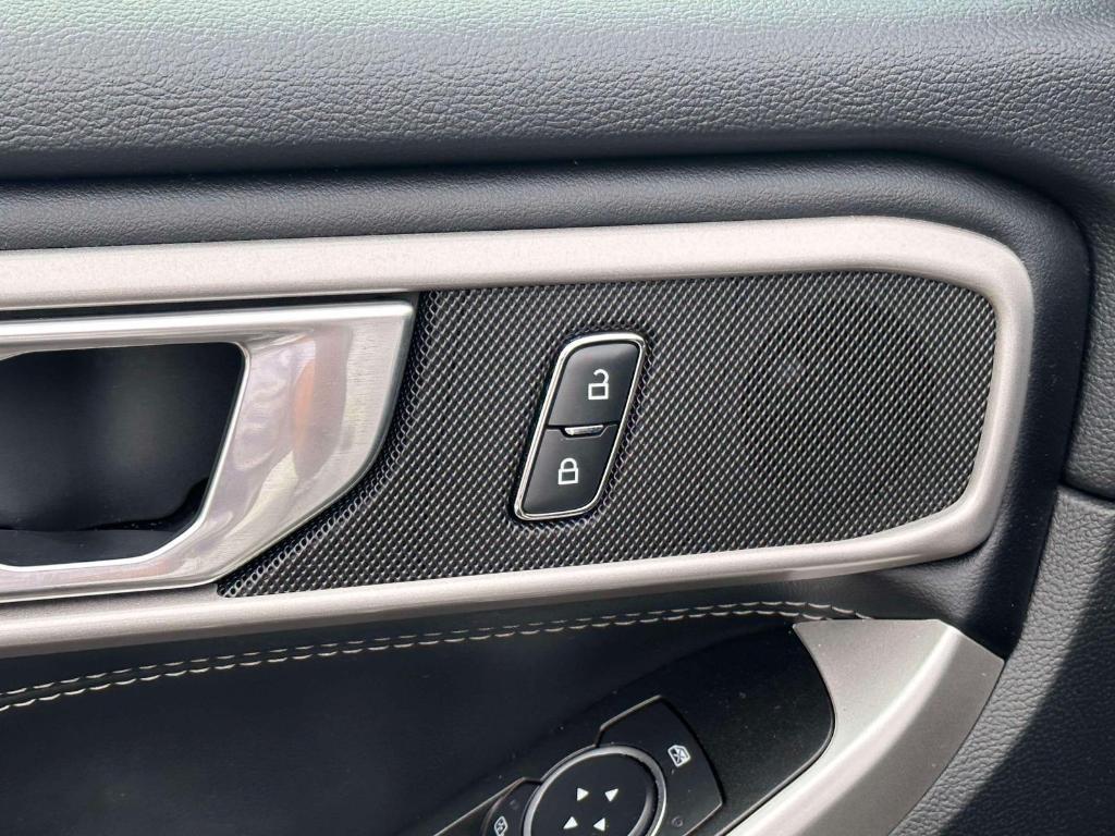 used 2022 Ford Explorer car, priced at $27,999