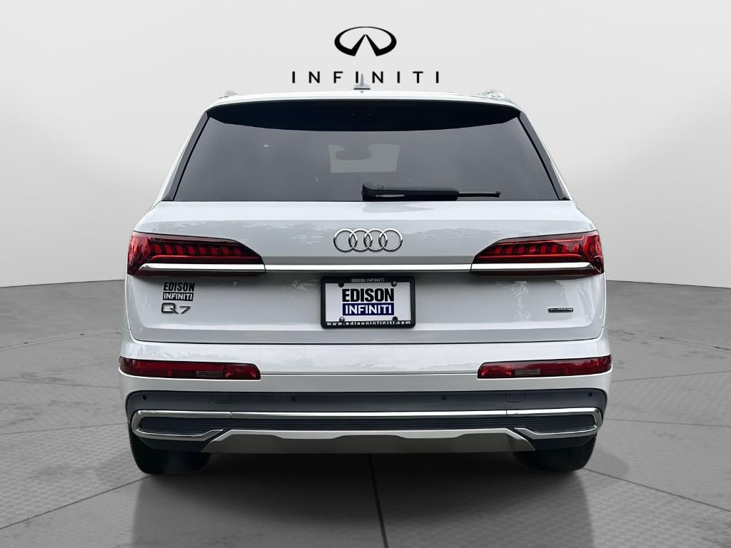used 2024 Audi Q7 car, priced at $41,554