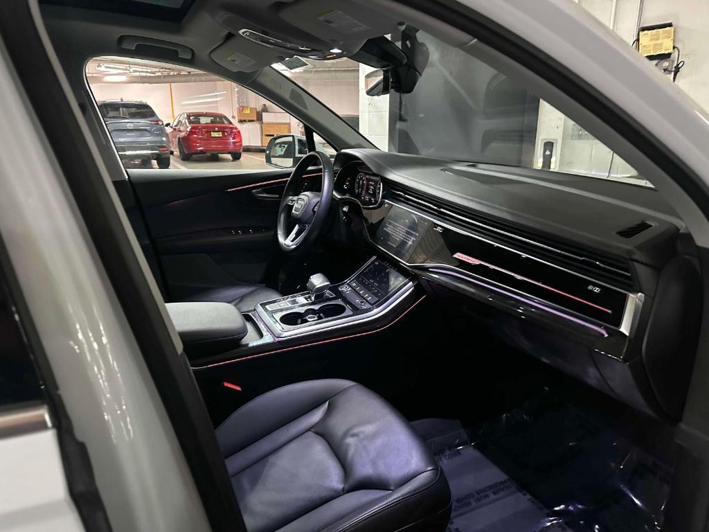 used 2024 Audi Q7 car, priced at $41,554