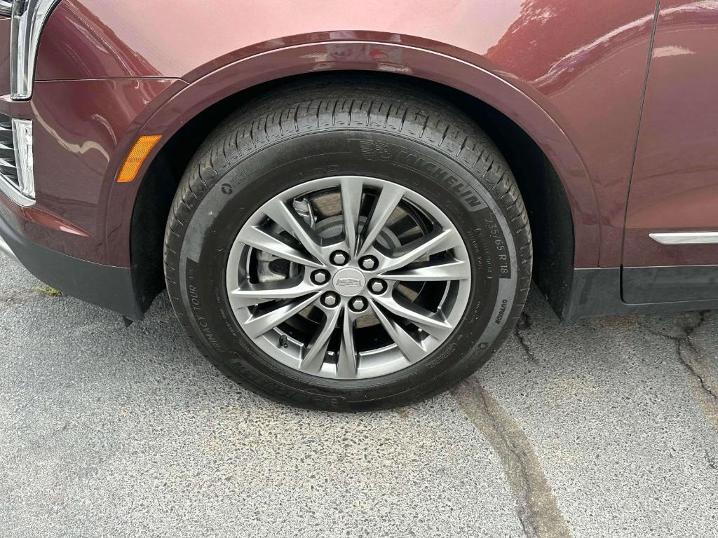 used 2023 Cadillac XT5 car, priced at $33,291