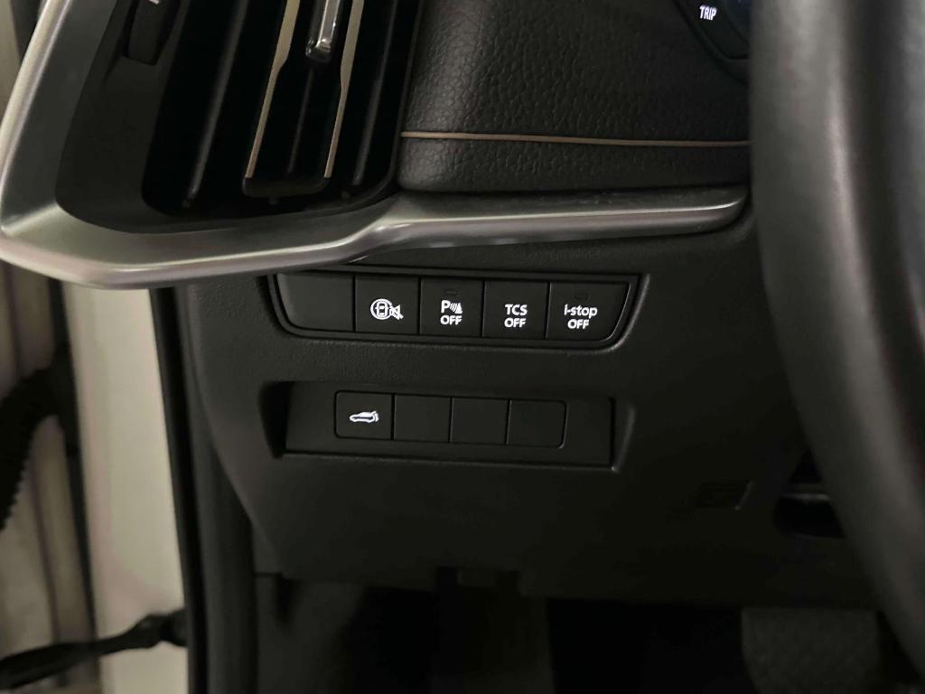 used 2025 Mazda CX-70 car, priced at $32,999