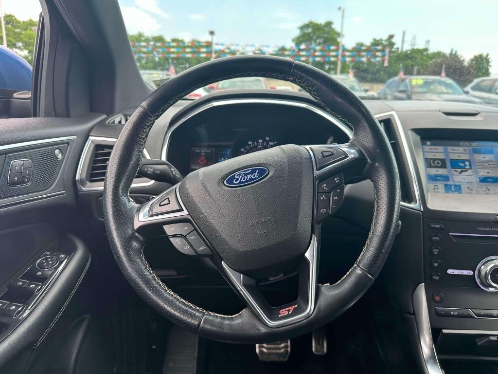 used 2019 Ford Edge car, priced at $21,991