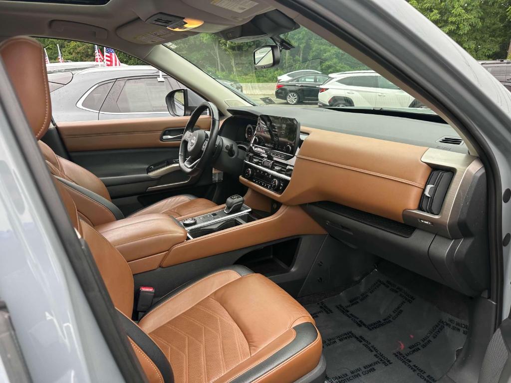 used 2022 Nissan Pathfinder car, priced at $31,991