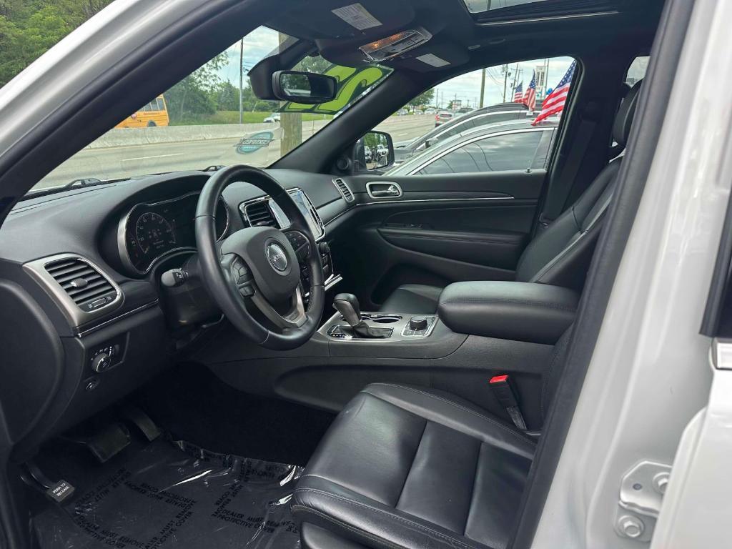 used 2022 Jeep Grand Cherokee WK car, priced at $24,491