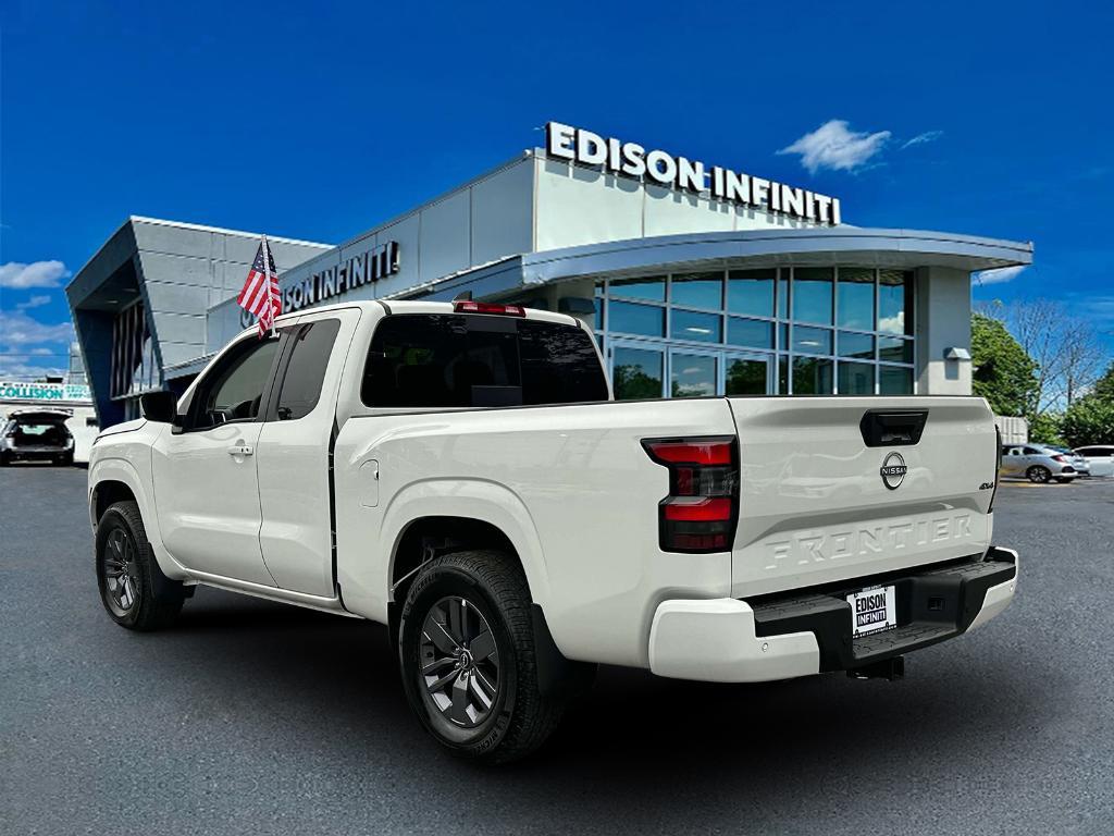 used 2025 Nissan Frontier car, priced at $31,991