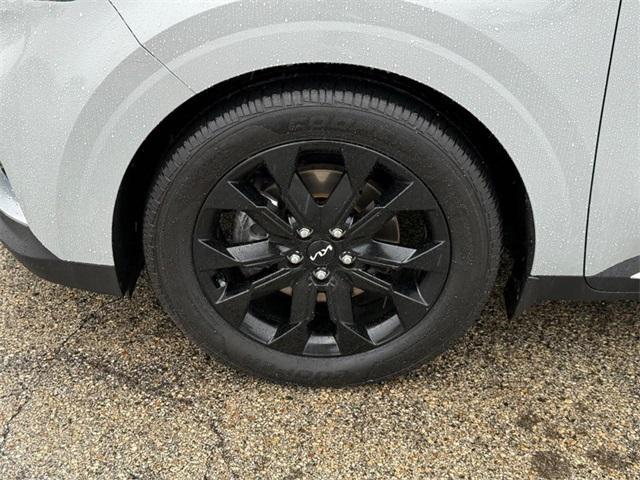 used 2022 Kia Carnival car, priced at $33,399