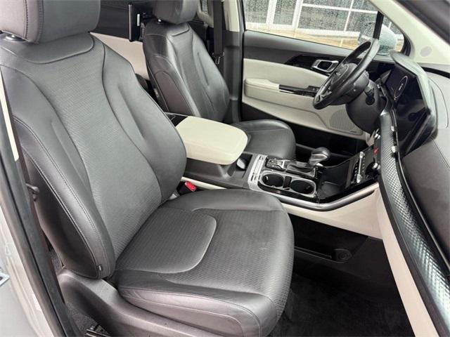 used 2022 Kia Carnival car, priced at $33,399