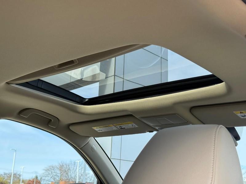 used 2020 Acura MDX car, priced at $26,759