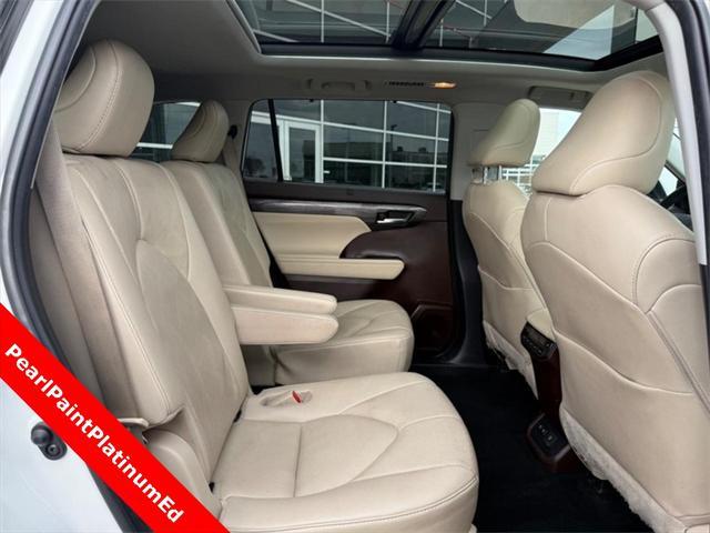 used 2021 Toyota Highlander car, priced at $37,989