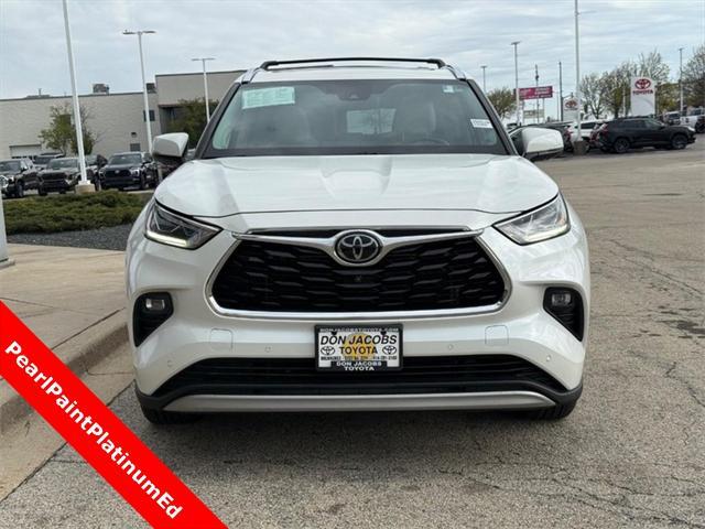 used 2021 Toyota Highlander car, priced at $37,989