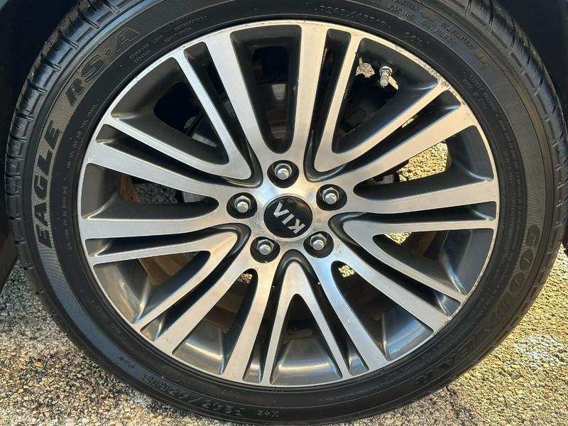 used 2015 Kia Cadenza car, priced at $9,892