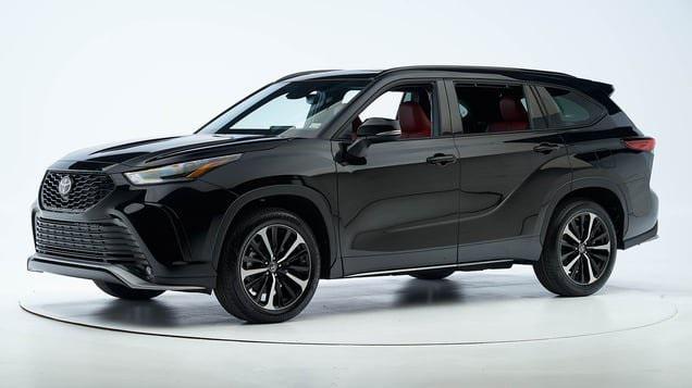 used 2021 Toyota Highlander Hybrid car