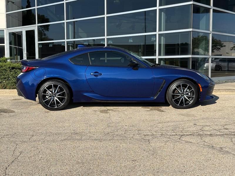 used 2023 Toyota GR86 car, priced at $29,000