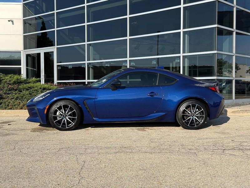 used 2023 Toyota GR86 car, priced at $29,000