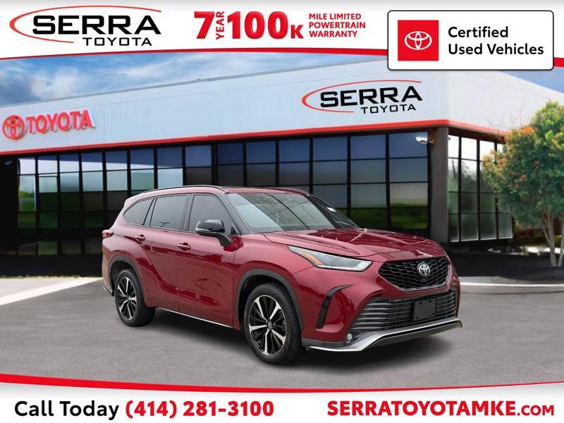 used 2021 Toyota Highlander car, priced at $33,445