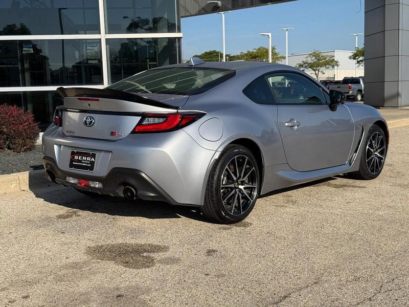 used 2024 Toyota GR86 car, priced at $26,769