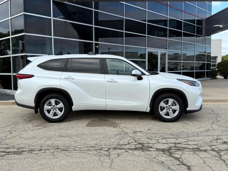 used 2023 Toyota Highlander car, priced at $30,348