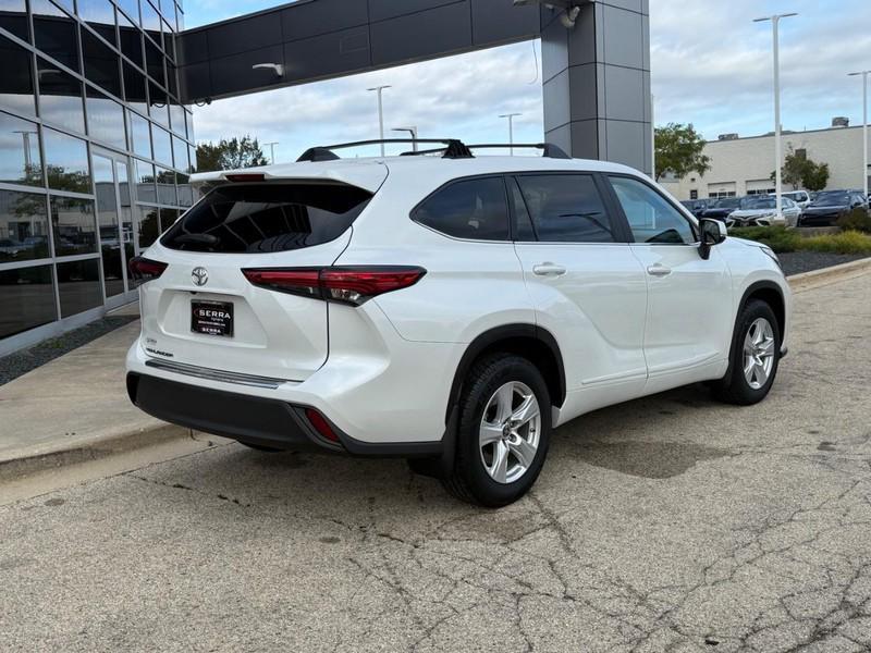 used 2023 Toyota Highlander car, priced at $30,348