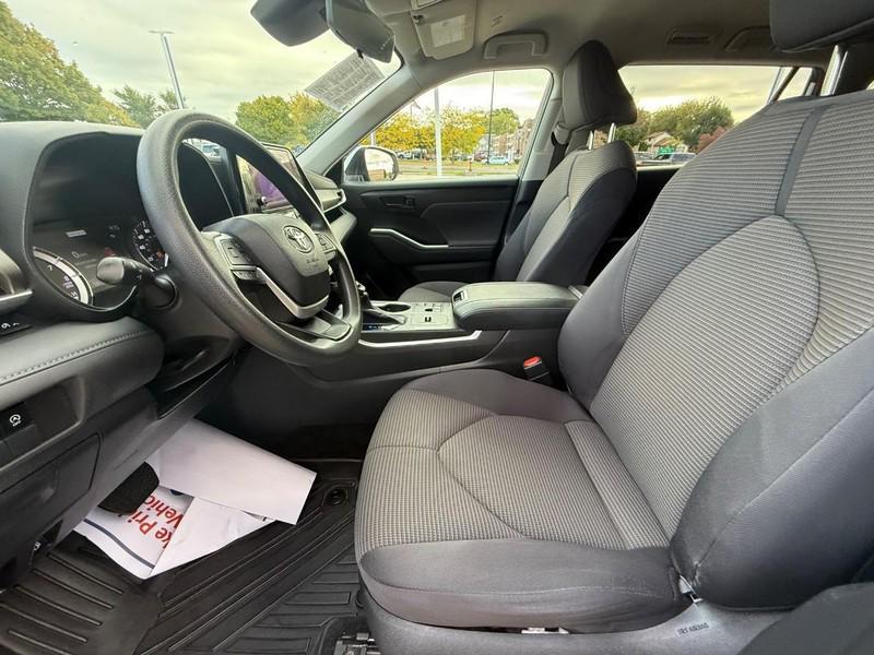 used 2023 Toyota Highlander car, priced at $30,348
