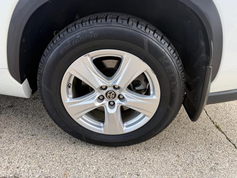 used 2023 Toyota Highlander car, priced at $30,348