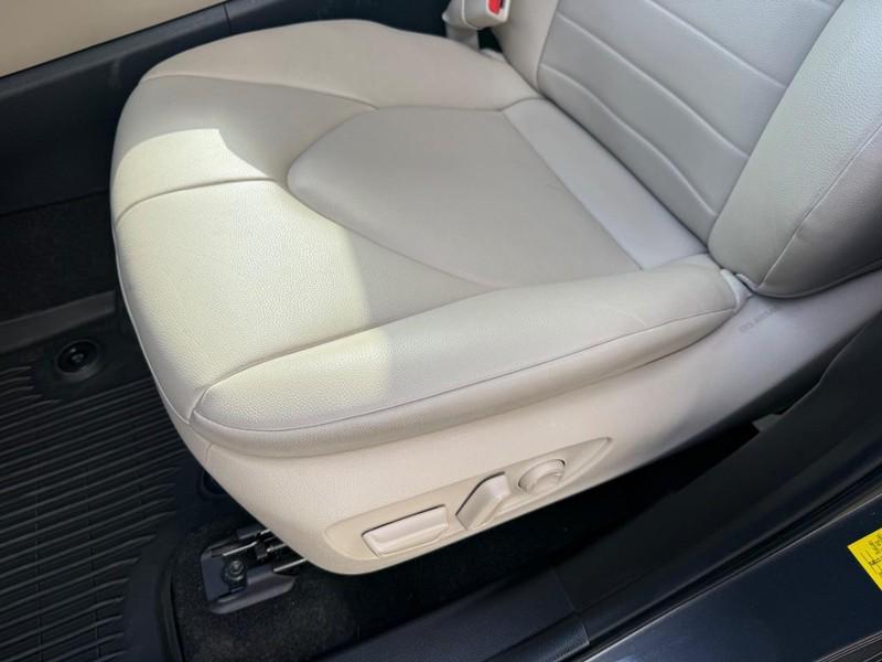 used 2024 Toyota Highlander car, priced at $44,965
